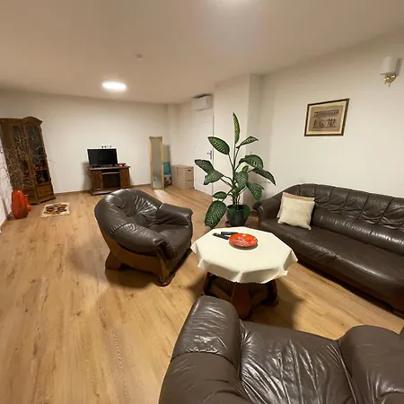 Homestay Palac Zbylitowskich